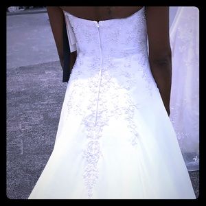 White A-Line wedding dress.